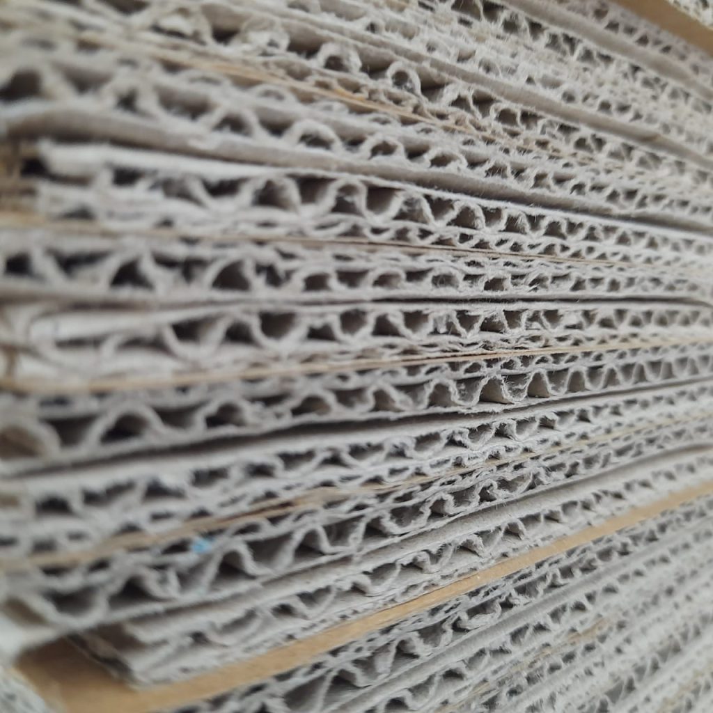 کارتن پستی سایز 6 سه لایه بدون چاپ