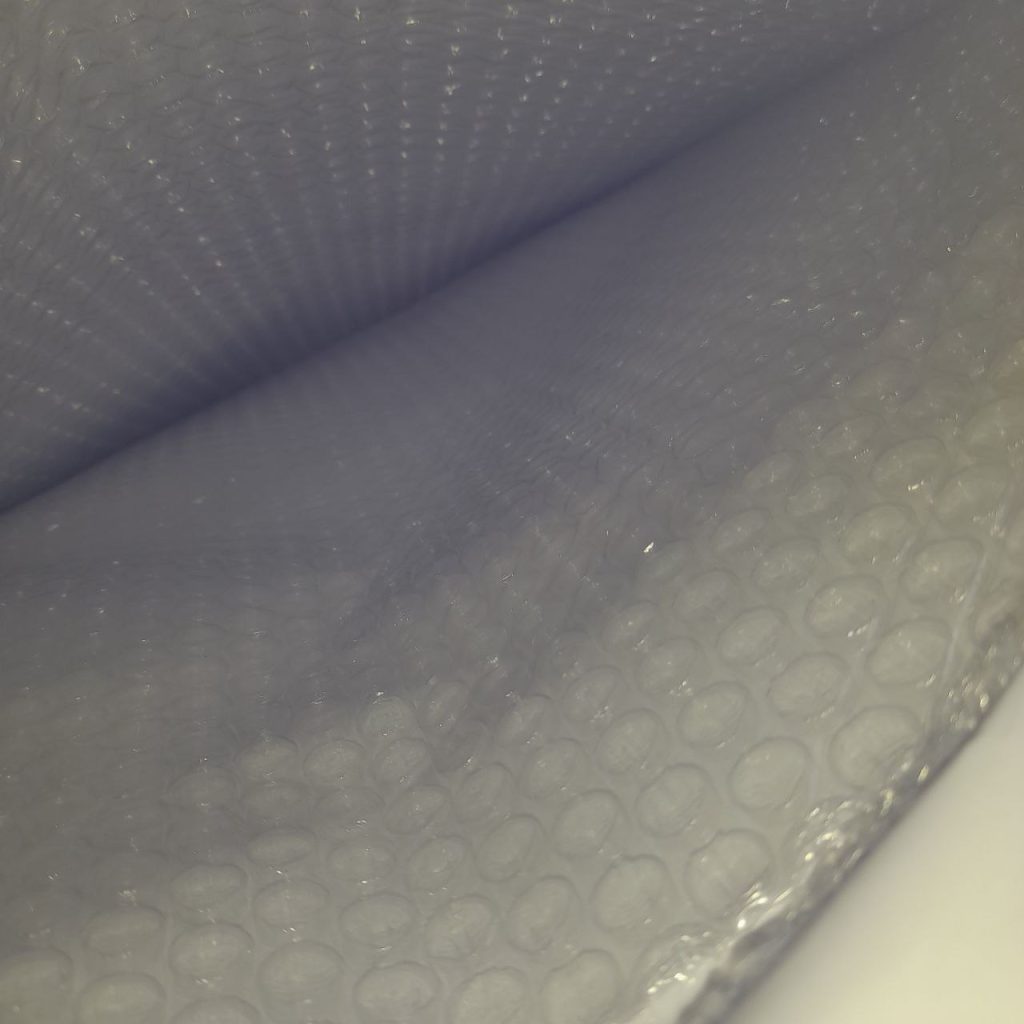 داخل پاکت پستی حبابدار