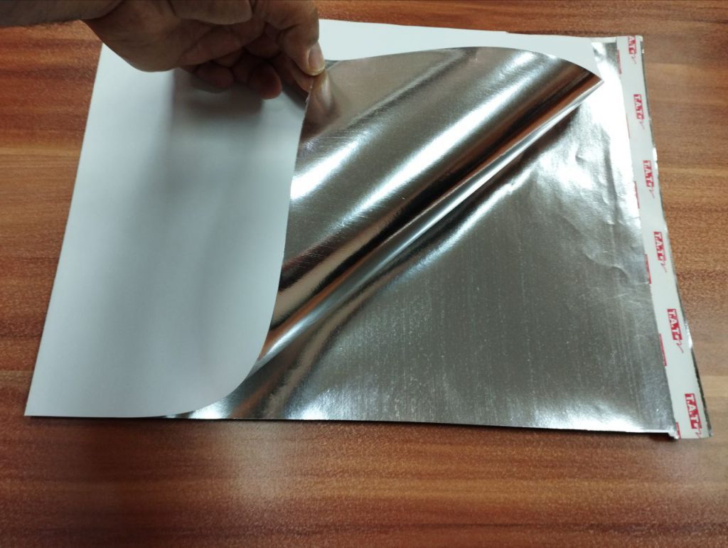 نمای داخلی پاکت پستی متالایز