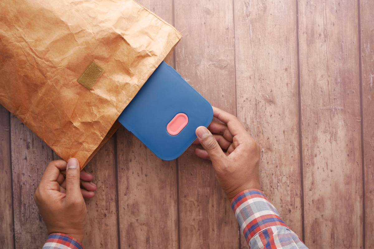 پاکت پستی حبابدار بهتر است یا جعبه پستی؟