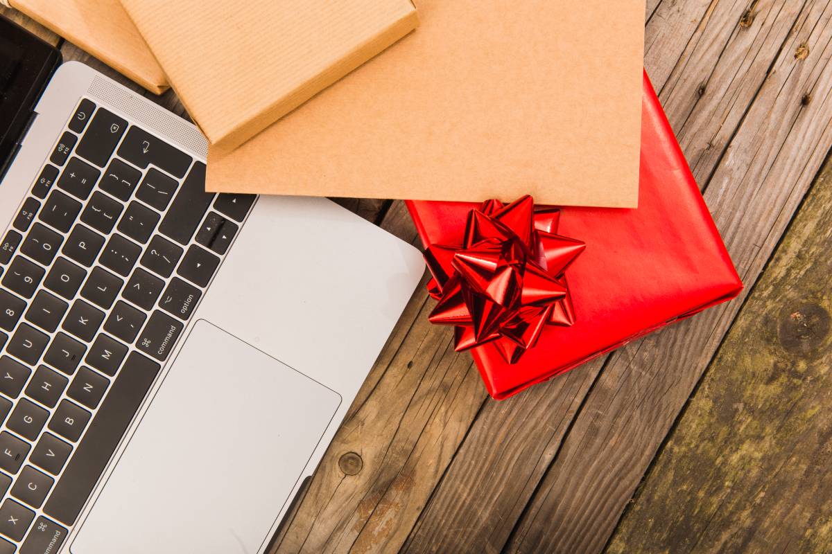 کاربردهای پاکت پستی در کسبوکارهای آنلاین