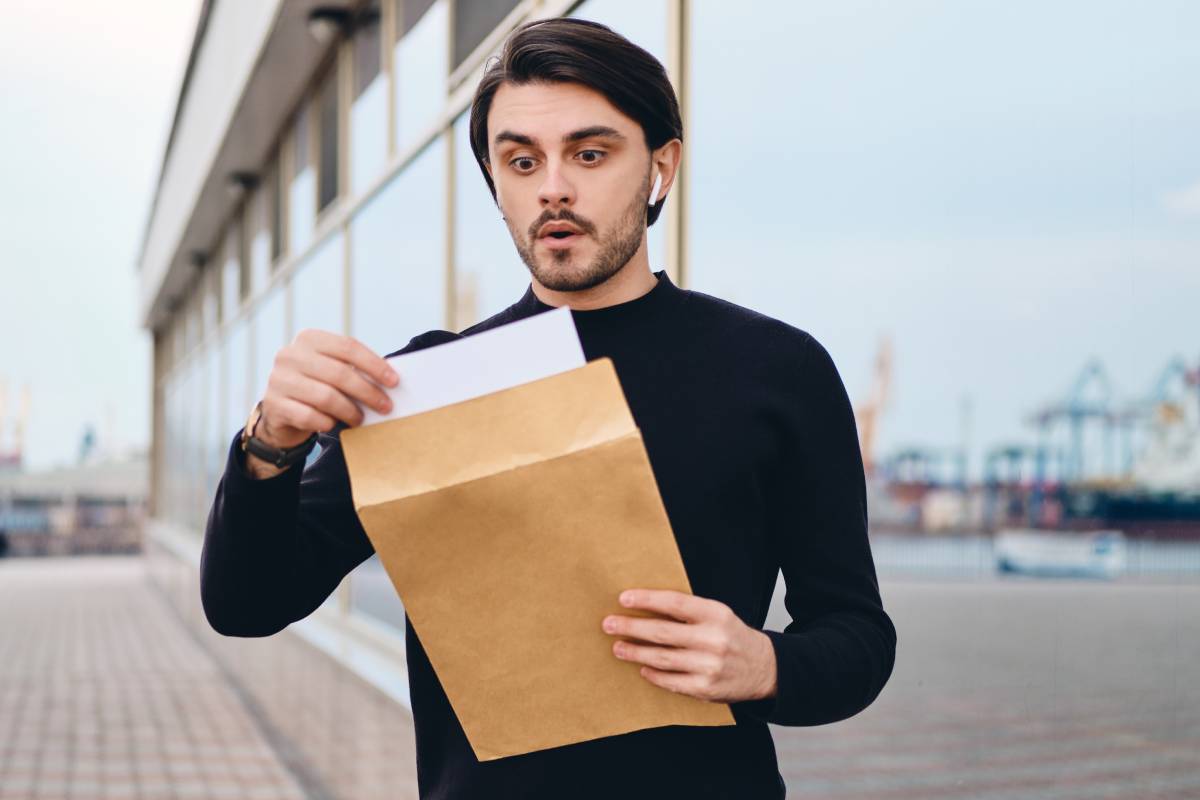 پاکت پستی ضد آب